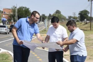 EL CORREDOR SEGUÍ DE GRAND BOURG Y TIERRAS ALTAS: Leo Nardini recorrió la obra que se ejecuta de ambos lados del ferrocarril Norte
