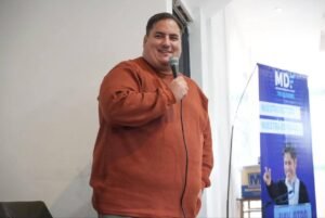 SANTIAGO FIDANZA EN PLENARIO DE LA MILITANCIA EN TRES DE FEBRERO: “Miremos al futuro con esperanza y con la certeza de que la alternativa es Axel Kicillof”
