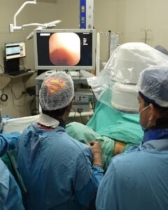 NUEVO EQUIPO PARA CIRUGIAS RENALES EN EL HOSPITAL LARCADE